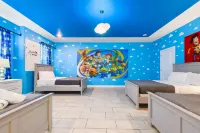 Storey Lake Getaway Pool Spa Theater - Strand