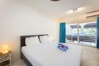Spanish Water Marina Apartments - balcony