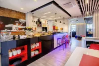 Hostal Boutique Black Cat