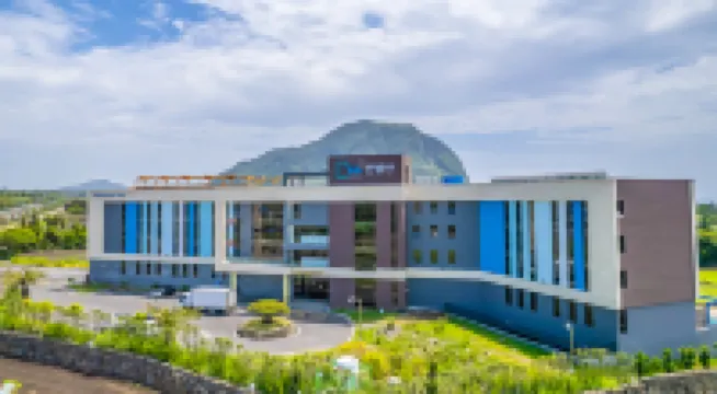 Sanbangsan Hotel Hotels near Shinhwa Theme Park