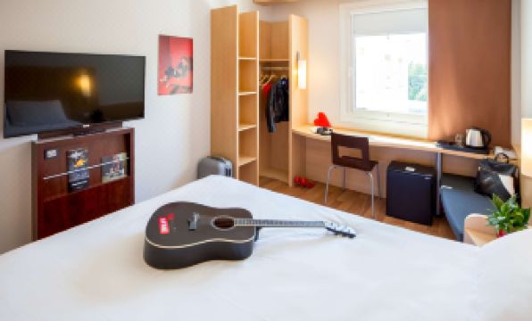 Ibis Plzen