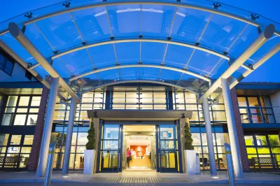 Burleigh Court Hotel and Leisure Hotel di 