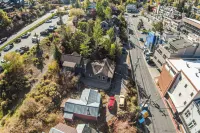 Miners Chalet on Main-Walk to Lift, Restaurants and More! - 2 ดาว