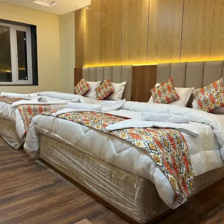 Frosty Fern Hotel & Resort