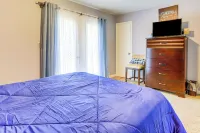 Easy ATL Access: Suburban Home Base w/ Patio - balcony