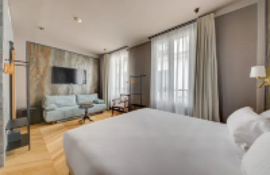 Hôtel Maât Batignolles Hotels in der Nähe von Minérales do Brasil