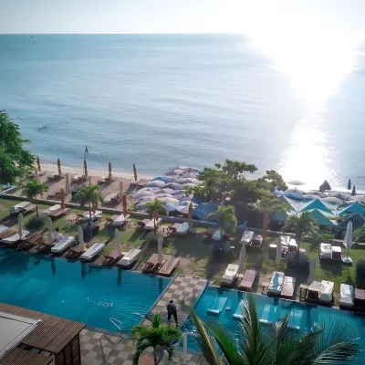 Sanae Beach Hua Hin Hotels near Pak Nam Pran