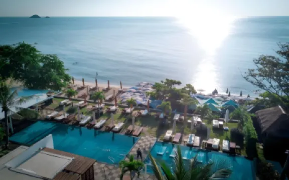 Sanae Beach Hua Hin Hotels near Pranburi Forest Park