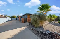 Eli Drive: Farmhouse Charm Meets Modern Luxury – Pool Included!