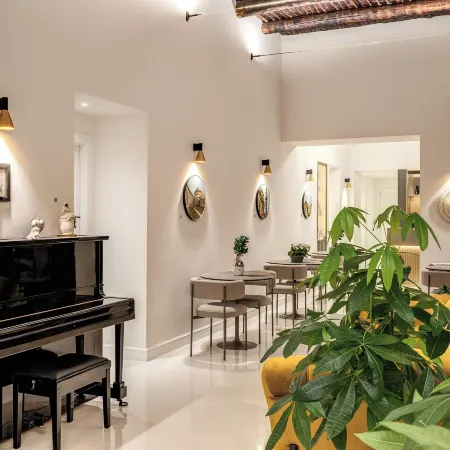 Residenze Piazza Dante Отели рядом с достопримечательностью «Площадь Пьяцца-Беллини»