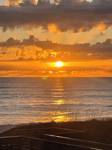 Oceanfront paradise! Family-friendly condo with perfect unobstructed beach views