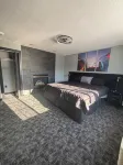 Plymouth Inn