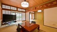 Tsuetate Onsen Yorozuya Ryokan - 3-Star