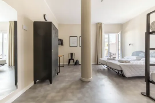 Piccolo Catalunya Hostel Hotels in 