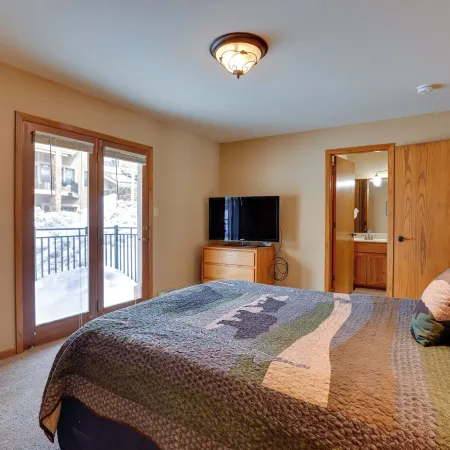 Keystone Townhome Near Resort: Deck & Mtn View!