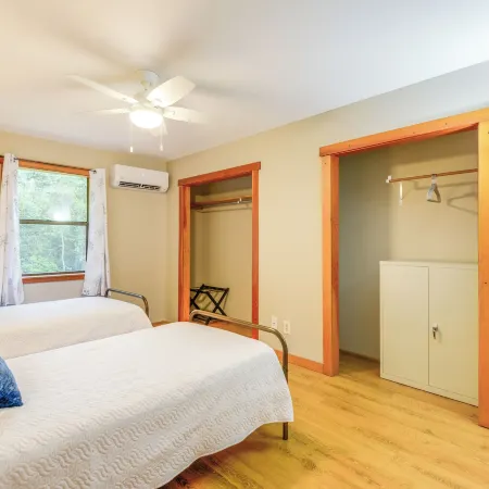 Lakefront Keystone Heights Cottage w/ Private Dock
