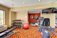 The Lodge at Roseburg - Gym