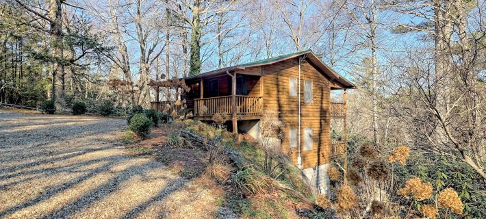 The Spotted Owl Hotels in Highlands