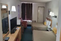 HomeTown Inn by OYO Texhoma, OK - Pet friendly