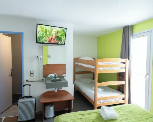 B Hotel Troyes Aéroport = B 酒店 特魯瓦 機場 奧布省酒店