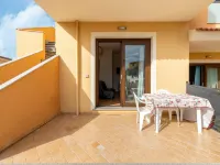 In a Residence with a Private Patio and Air Conditioning - 2 tähden