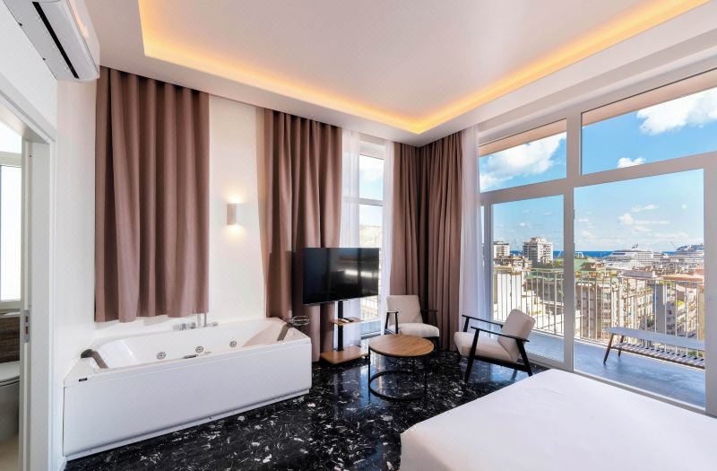 Skyline Boutique Hotel
