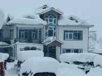 The Gulmarg Palace Hotels in Baramulla