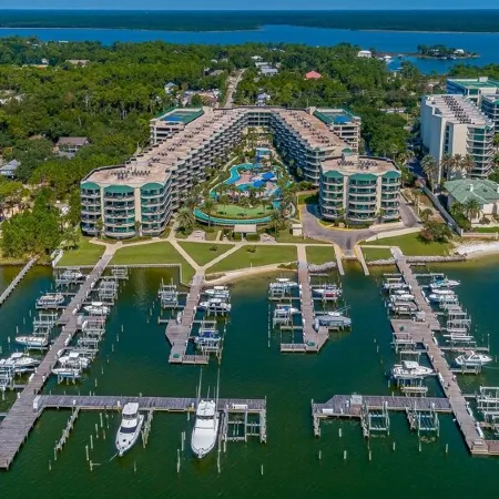 Top Floor Views, Heated Indoor Pool, Hot Tubs, Lazy River, Boat Slips Available!