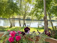 GuestReady - A Haven by the River Hotels in Eccles