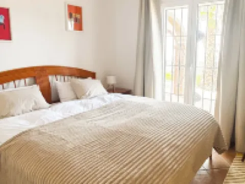 Andalusian detached villa with pool, sea & mountain views, and stunning sunsets Hoteles en Cómpeta