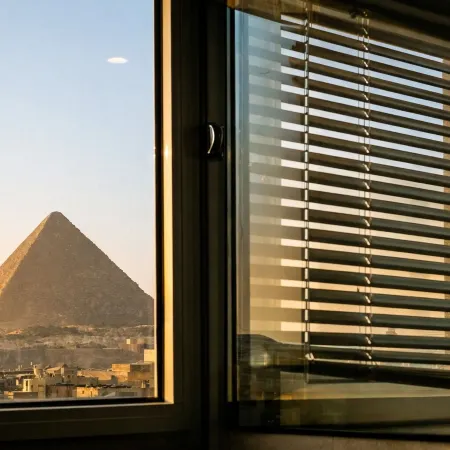 Pyramid Edge Hotel & Exclusive Pyramids View Rooftop
