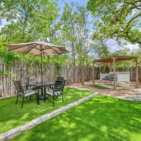 Charming Cottage Near Main with Patio&FirePit!!