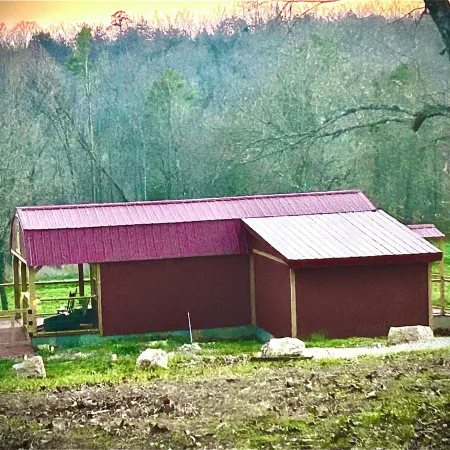 Fox Pen CabinsCabin #2Not friendly for street bikes…Pet-Friendly