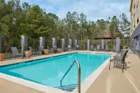 Fairfield by Marriott Inn & Suites Lagrange - Pools
