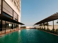 Le Meridien, Surat - piscina