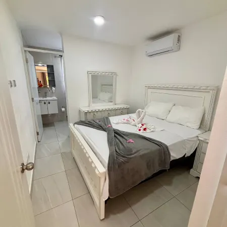Condo neuf avec balcon près de tout à Sosua 206