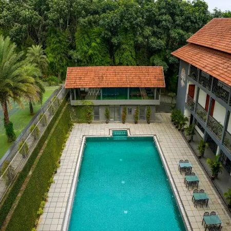 Fern Tree Resort