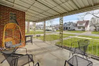 1 Mi to Dtwn Tiffin! Brick Bungalow w/ Patio, Yard - 2 étoiles