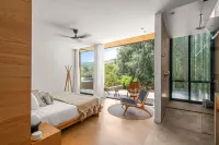 Hotel Cuatro Cuatros