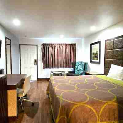 Century Motel Buena Park Anaheim I-5 Rooms