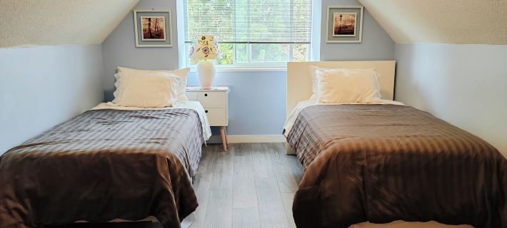 Bed Plus YVR Airport Hotels in Vancouver