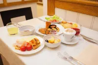 Hotel Master - sarapan