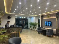 Gold Pine Hotel Mall Road