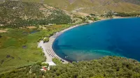 Villa Laurette Kratigos, Private Escape with Views - 3 stelle