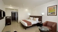 Chryso Hotels Pvt Ltd - petit déjeuner