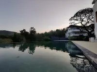 Bindiga Peak Resorts - parking