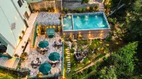Aachman Nature Valley Resort - Swimmingpools