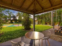 Sultan Villa - Tennis • CT Pool • BBQ Hotels in Golden Glades