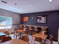 Super 8 by Wyndham Brenham TX Hotels in Brenham