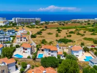 Poolside Bar Villa · Sea Views · Çatalköy Ξενοδοχεία στην πόλη 'Αγιος Επίκτητος